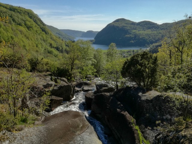 img_20190516_175903.jpg 