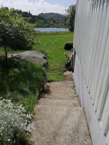 img_20220611_115646.jpg 